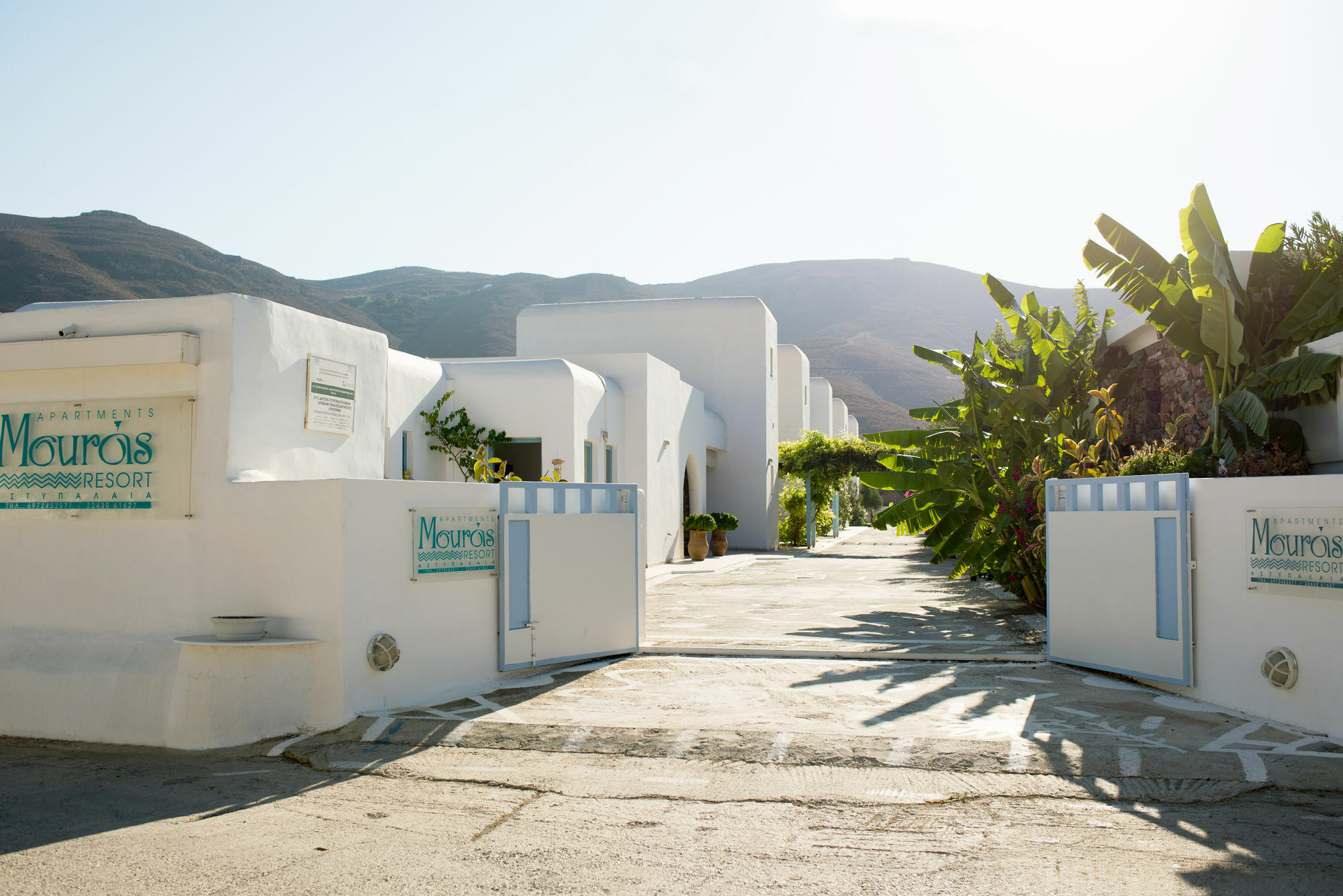 Mouras Resort Livadi  Luaran gambar